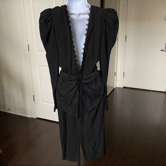 Stunning Cha Chez Vintage Lace Dress with Puff Sleeves and Bow Exposed Back 12 - Picture 5 of 16